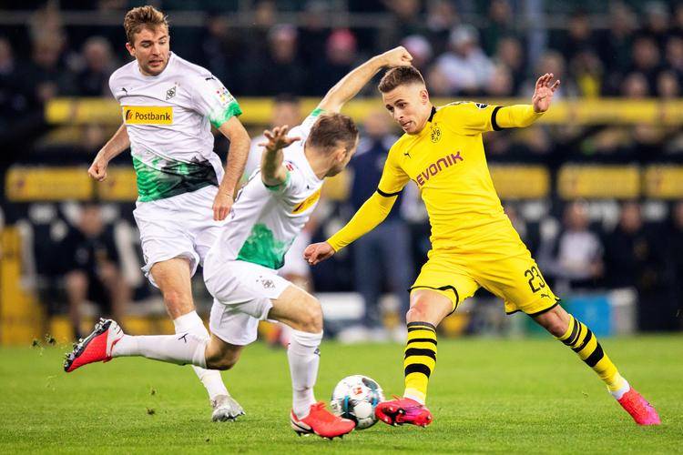 周六018 德甲焦点：门兴格拉德巴赫VS拜仁慕尼黑，精选二串内附比分扫盘